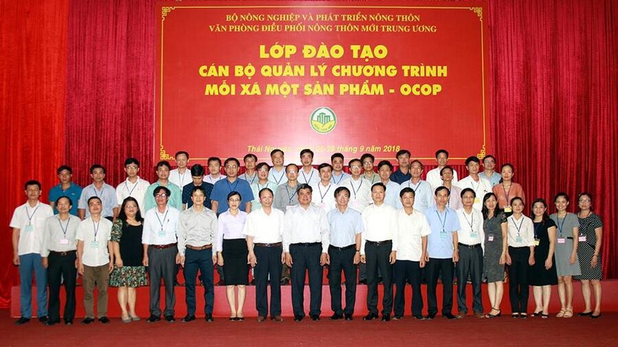 Nâng cao năng lực quản lý cán bộ chương trình OCOP trên toàn quốc.