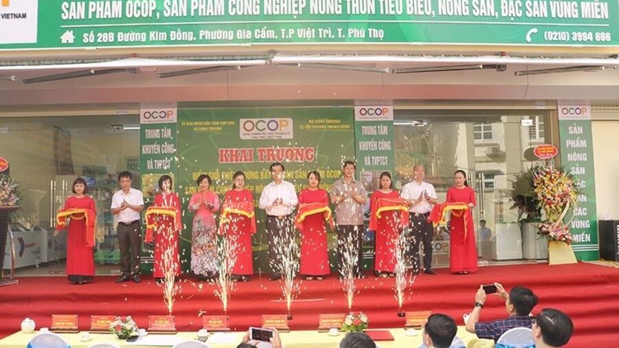 Phú Thọ khai trương điểm giới thiệu và bán sản phẩm OCOP