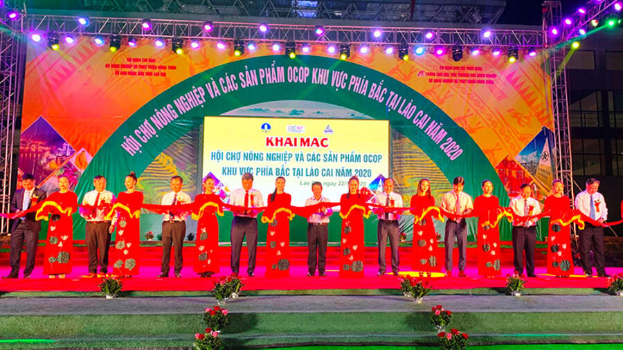 Hội chợ nông nghiệp và sản phẩm OCOP khu vực phía Bắc tại Lào Cai năm 2020