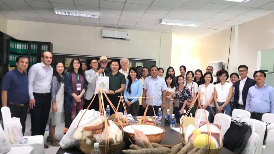 Trao đổi, tìm hiểu 1 số mô hình sản xuất sản phẩm tiêu biểu tham gia vào Chương trình OCOP