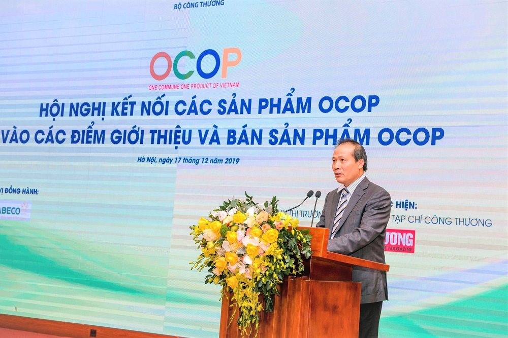 Thứ trưởng Bộ Công Thương Cao Quốc Hưng phát biểu tại hội nghị